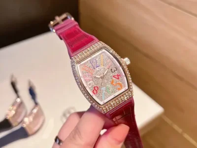 Stories handcrafted leather